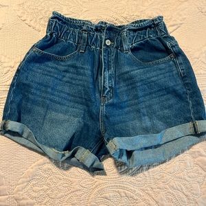 Kancan paper bag shorts, elastic waist